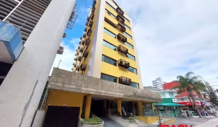 Sala comercial para alugar na Rua Esteves Júnior, 366, Centro, Florianópolis, 26 m2 por R$ 1.650