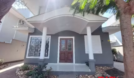Casa com 3 quartos para alugar na Rua do Farol, 619, Campeche, Florianópolis, 229 m2 por R$ 10.500
