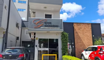 Ponto comercial com 5 salas para alugar na Rua Francisa Petry, 44, Centro, Biguaçu, 185 m2 por R$ 10.000