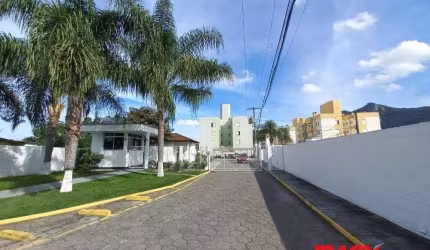 Apartamento com 2 quartos para alugar na Rua Mathias Schell, 132, Sertão do Maruim, São José, 52 m2 por R$ 1.600