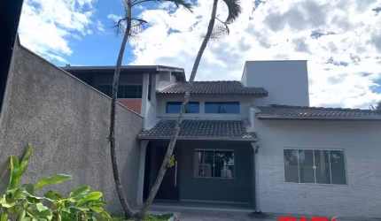 Casa com 4 quartos para alugar na Rua Jardim dos Eucaliptos, 966, Campeche, Florianópolis, 100 m2 por R$ 6.900