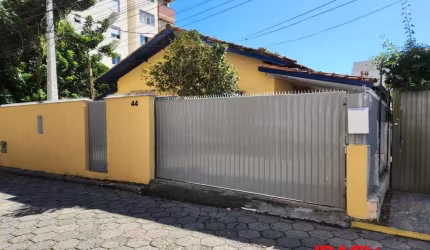 Kitnet / Stúdio para alugar na Rua Oge Fortkamp, 44, Trindade, Florianópolis, 20 m2 por R$ 1.800