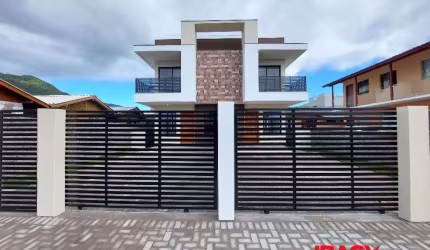 Casa com 3 quartos para alugar na Servidão João Basílio da Cunha, 33, Ribeirão da Ilha, Florianópolis, 150 m2 por R$ 5.000