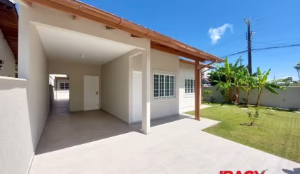 Casa com 2 quartos para alugar na Rua Arco íris, 518, Carianos, Florianópolis, 140 m2 por R$ 6.900