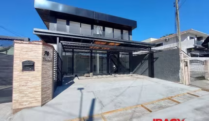 Ponto comercial com 2 salas para alugar na Rua Francisco de Assis, 74, Forquilhinhas, São José, 82 m2 por R$ 5.000