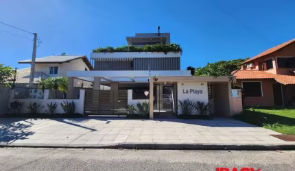 Apartamento com 2 quartos para alugar na Rua Otávio Cruz, 30, Novo Campeche, Florianópolis, 30 m2 por R$ 4.400