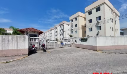 Apartamento com 2 quartos para alugar na Rua Mathias Schell, 313, Sertão do Maruim, São José, 41 m2 por R$ 1.200