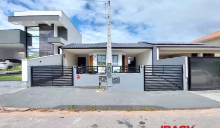 Casa com 2 quartos para alugar na Rua Isolda Schulle, 40, Potecas, São José, 68 m2 por R$ 2.600