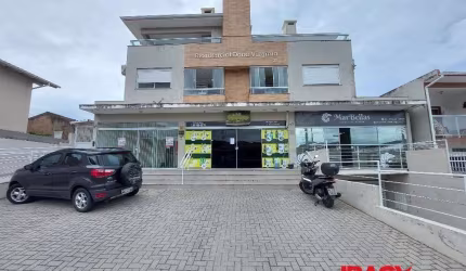 Apartamento com 2 quartos para alugar na Rua Graciliano Manoel Gomes, 25, Ingleses do Rio Vermelho, Florianópolis, 60 m2 por R$ 3.000