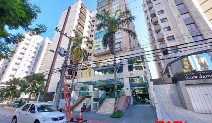 Apartamento com 2 quartos para alugar na Rua Presidente Coutinho, 297, Centro, Florianópolis, 67 m2 por R$ 4.300