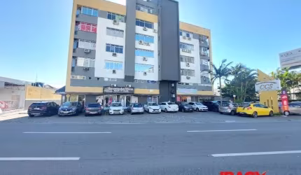 Sala comercial com 3 salas para alugar na Rua General Liberato Bittencourt, 1914, Balneário, Florianópolis, 36 m2 por R$ 1.500