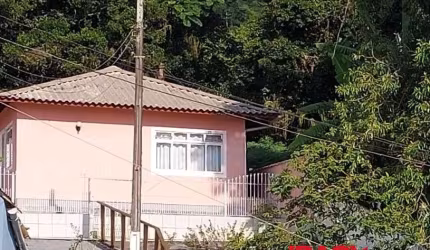 Casa com 3 quartos para alugar na Rodovia Baldicero Filomeno, 5543, Ribeirão da Ilha, Florianópolis, 95 m2 por R$ 4.200