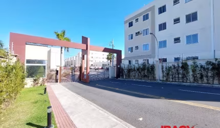 Apartamento com 2 quartos para alugar na Wenceslau Evaristo Silva / Br 101, 4261, Serraria, São José, 40 m2 por R$ 1.750