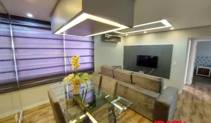 Apartamento com 2 quartos para alugar na Rua Professora Antonieta de Barros, 732, Canto, Florianópolis, 61 m2 por R$ 3.500
