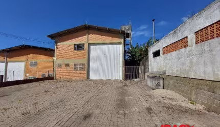 Barracão / Galpão / Depósito com 9 salas para alugar na Nelson Miguel da Silva, 12, Serraria, São José, 515 m2 por R$ 11.000