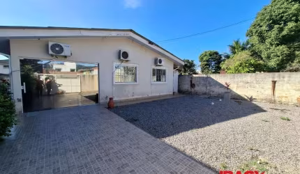 Casa com 3 quartos para alugar na Manoel Pacífico da Silva, 119, Ingleses, Florianópolis, 95 m2 por R$ 4.500