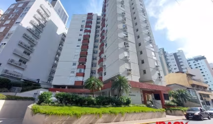 Apartamento com 3 quartos para alugar na Rua Duarte Schutel, 61, Centro, Florianópolis, 101 m2 por R$ 4.900