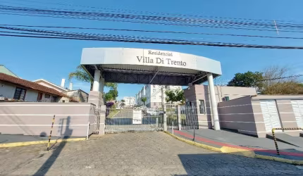 Apartamento com 2 quartos para alugar na Rua Amaro Damásio, 110, Bom Viver, Biguaçu, 41 m2 por R$ 1.490