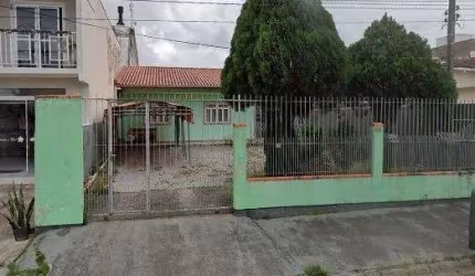Casa com 2 quartos para alugar na Rua dos Cocãos, 58, Madri, Palhoça por R$ 2.500