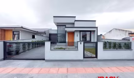 Casa com 3 quartos para alugar na Caraúna, 106, Bela Vista, Palhoça, 87 m2 por R$ 6.900