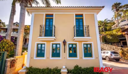 Casa com 3 quartos para alugar na Valadão, 105, Lagoa da Conceição, Florianópolis, 130 m2 por R$ 9.500
