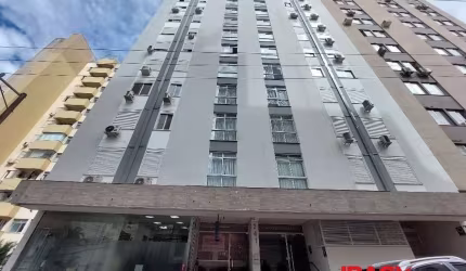 Apartamento com 3 quartos para alugar na Rua Padre Roma, 241, Centro, Florianópolis, 78 m2 por R$ 2.800