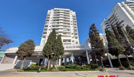 Apartamento com 3 quartos para alugar na Avenida Madre Benvenuta, 388, Santa Mônica, Florianópolis, 82 m2 por R$ 5.500