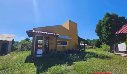 Casa com 1 quarto para alugar na Vila dos Sabiás, 526, São João do Rio Vermelho, Florianópolis, 40 m2 por R$ 3.142