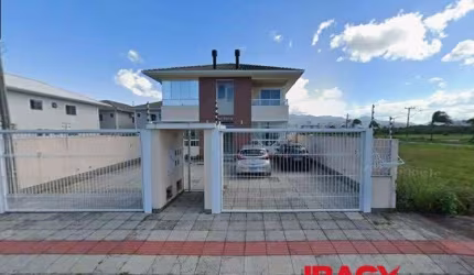 Apartamento com 2 quartos para alugar na Rua Claudio Espindola, 28, Nova Palhoça, Palhoça, 60 m2 por R$ 2.500