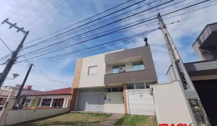 Apartamento com 2 quartos para alugar na Rua Célio Veiga, 477, Jardim Cidade de Florianópolis, São José, 73 m2 por R$ 3.000