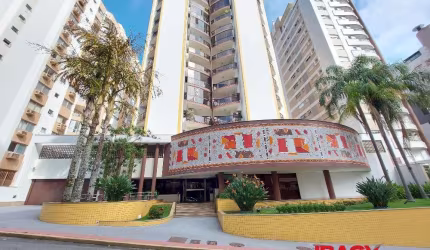Apartamento com 4 quartos para alugar na Rua Altamiro Guimarães, 360, Centro, Florianópolis, 121 m2 por R$ 6.300