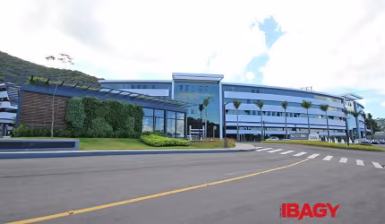 Sala comercial com 1 sala para alugar na Rodovia José Carlos Daux, 5500, Saco Grande, Florianópolis, 39 m2 por R$ 3.300