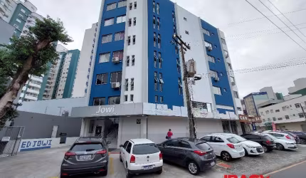 Apartamento com 1 quarto para alugar na Avenida Josué Di Bernardi, 239, Campinas, São José, 45 m2 por R$ 1.460