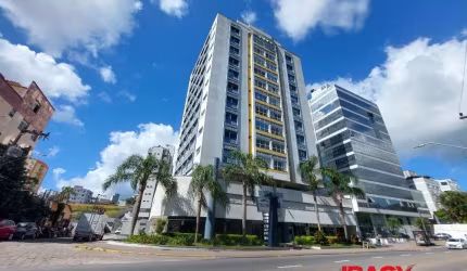 Sala comercial com 1 sala para alugar na Avenida Desembargador Vítor Lima, 260, Trindade, Florianópolis, 23 m2 por R$ 1.100