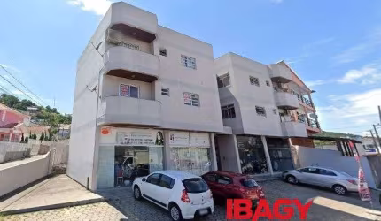Apartamento com 1 quarto para alugar na Rua Antônio Alfredo da Silva, 762, Fazenda Santo Antônio, São José, 60 m2 por R$ 1.550