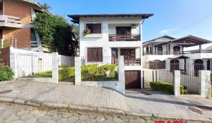 Casa com 4 quartos para alugar na Rua José Francisco Dias Areias, 544, Trindade, Florianópolis, 232 m2 por R$ 8.500