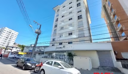 Apartamento com 2 quartos para alugar na Rua Doutor Carlos Corrêa, 77, Beira Mar, Florianópolis, 62 m2 por R$ 3.500