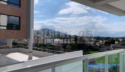 Apartamento à venda no bairro Córrego Grande em Florianópolis