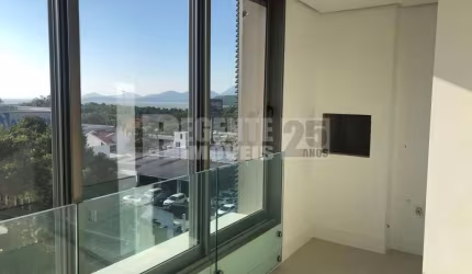 Apartamento com 3 quartos à venda no bairro Agronômica em Florianópolis