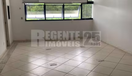 Sala comercial à venda no bairro João Paulo em Florianópolis