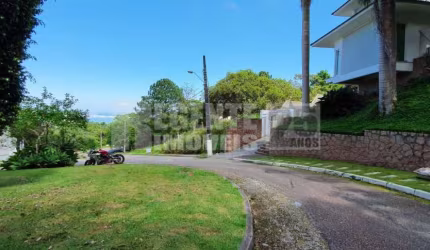 Terreno à venda no bairro João Paulo em Florianópolis.