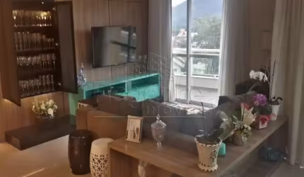 Cobertura com 3 quartos à venda no bairro Lagoa da Conceição em Florianópolis