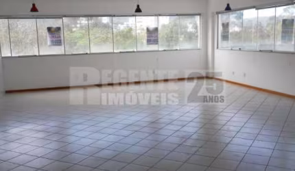 Sala comercial à venda no bairro Itacorubi em Florianópolis