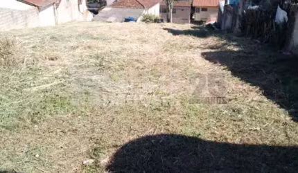 Terreno à venda na Costeira do Pirajubaé