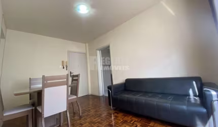 Ótimo apartamento de 2 dormitórios semi mobiliado para alugar no bairro Trindade!