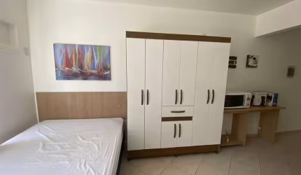 Ótimo studio no bairro Trindade, muito perto da UFSC!