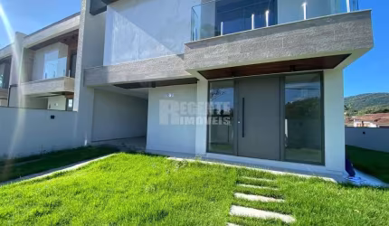 Excelente casa com 3 dormitórios para locação no bairro Córrego Grande!
