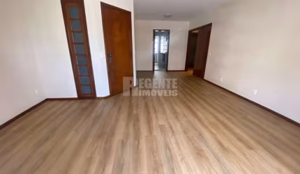 Excelente apartamento com 03 dormitórios na Centro