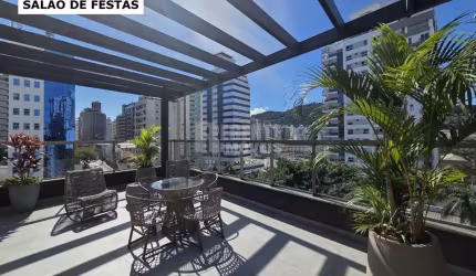 Excelente apartamento 3 suítes no centro em Florianópolis SC