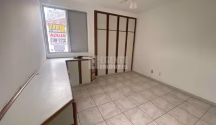 Ótimo apartamento de 2 dormitórios no bairro Trindade!